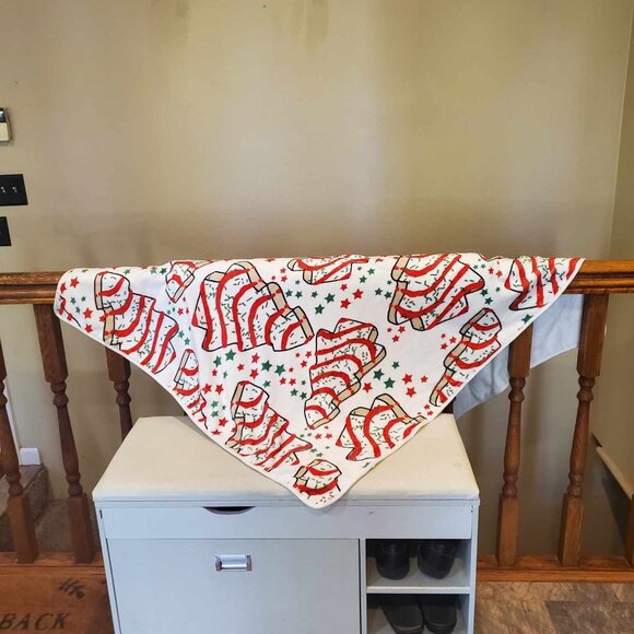 Snack Cake Christmas Tree Blanket - Picture 2 of 5
